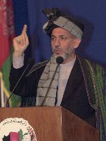 Karzai speaks at loya jirga